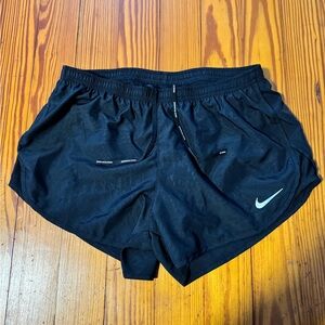 Nike Women's Dri-Fit Tempo Running Shorts Black/Reflective Silver Size Large